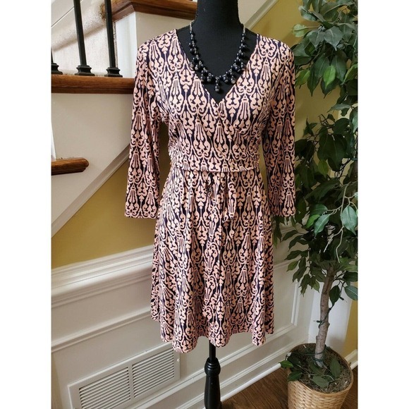 41 Hawthorn Faux Wrap Dress  Size M - Picture 1 of 11